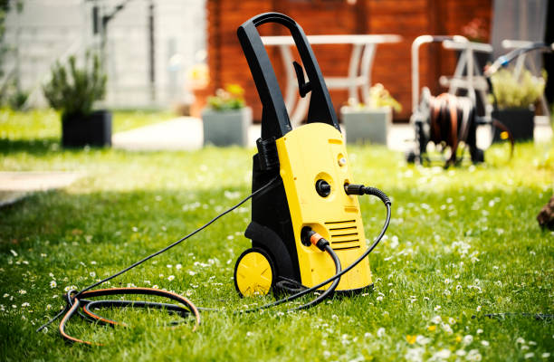 Best Pool Deck Cleaning in Concord, NH